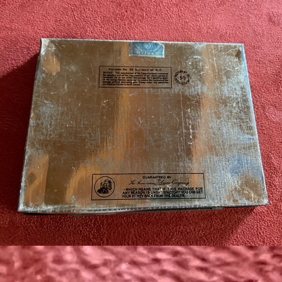 Vintage MCM LUCKY STRIKE Flat Fifties Metal Cigarette Tin - Picture 6 of 16